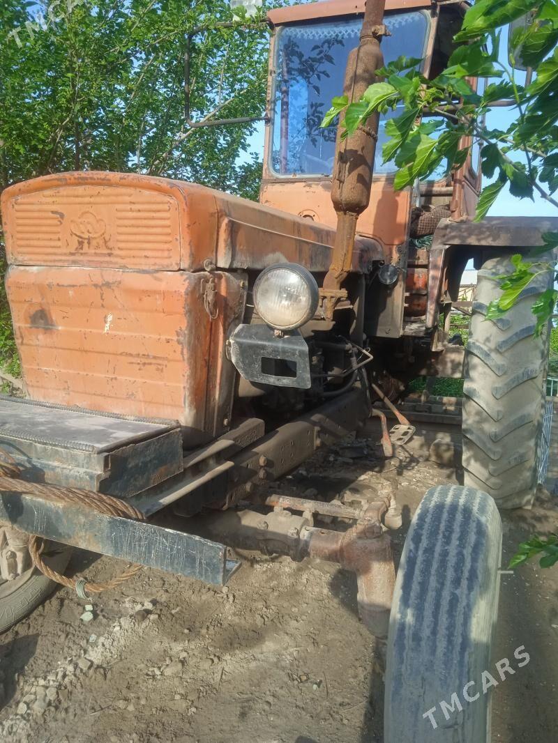 MTZ T-28 1993 - 35 000 TMT - Kerki - img 1