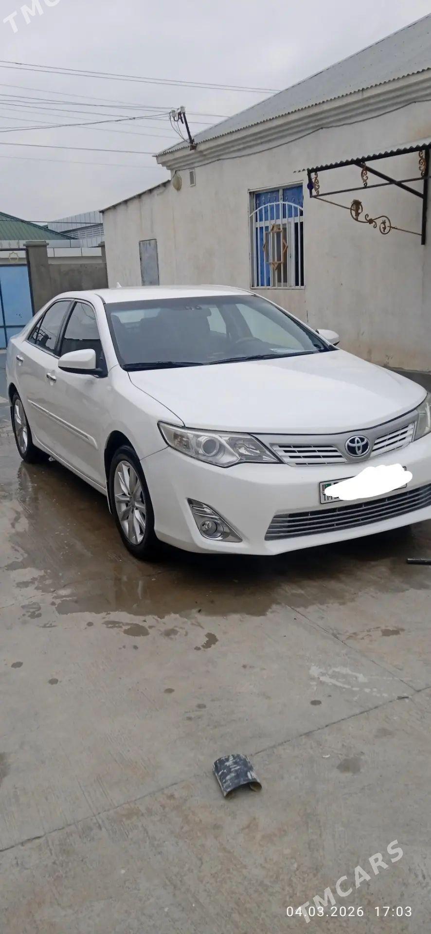 Toyota Camry 2012 - 220 000 TMT - Гёкдепе - img 1
