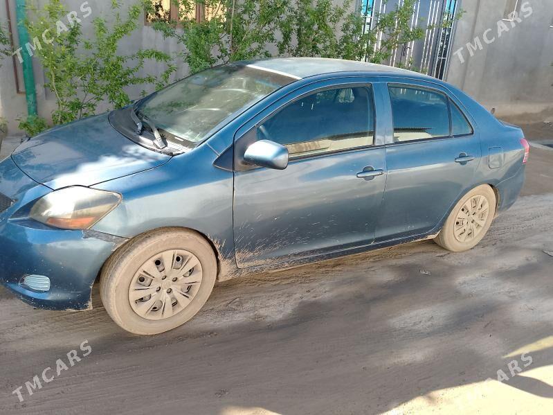 Toyota Yaris 2008
