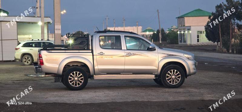 Toyota Hilux 2014 - 430 000 TMT - Türkmenabat - img 1