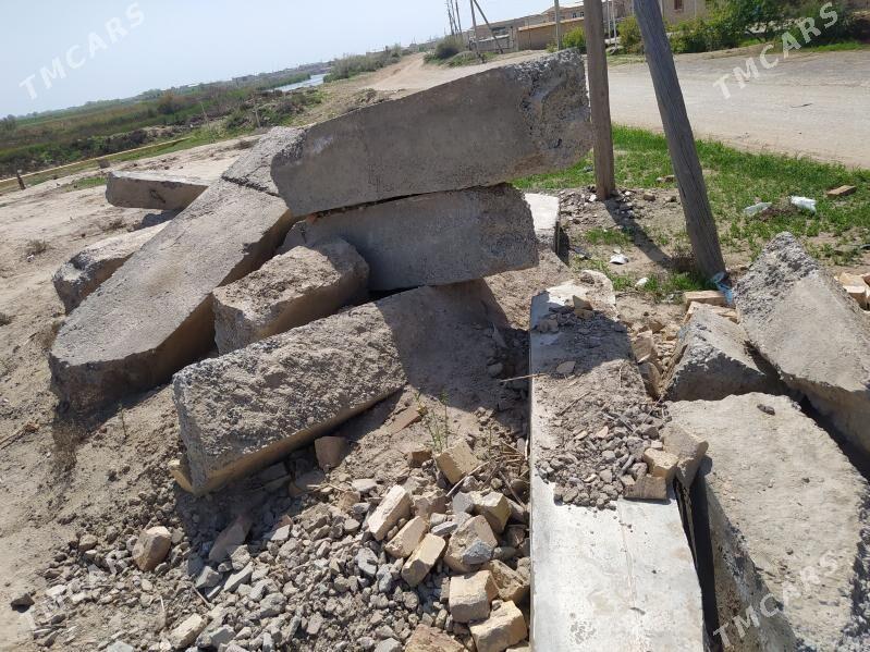 BUTKAMEN - Çärjew - img 1