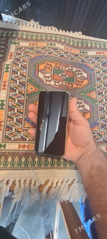 iphone 11pro - Bäherden - img 1