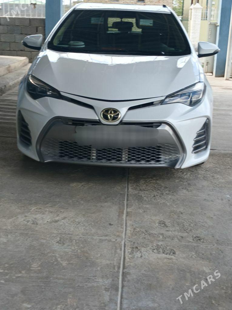 Toyota Corolla 2017 - 190 000 TMT - Гёкдепе - img 1