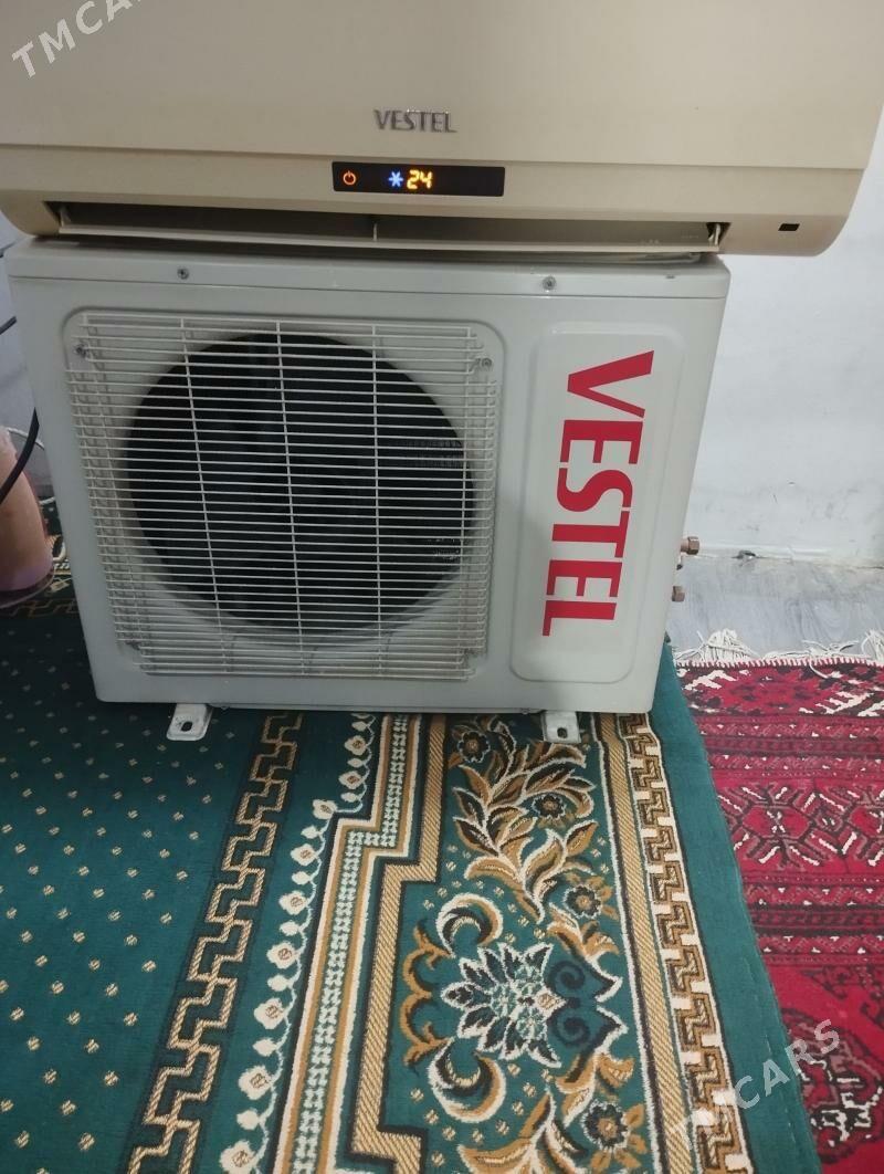 kansaner - Гаудан "Б" - img 1