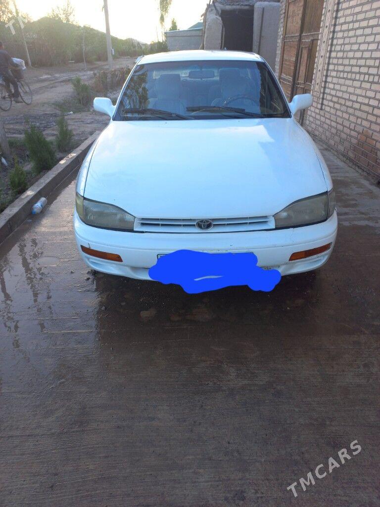Toyota Camry 1995 - 110 000 TMT - Köneürgenç - img 1