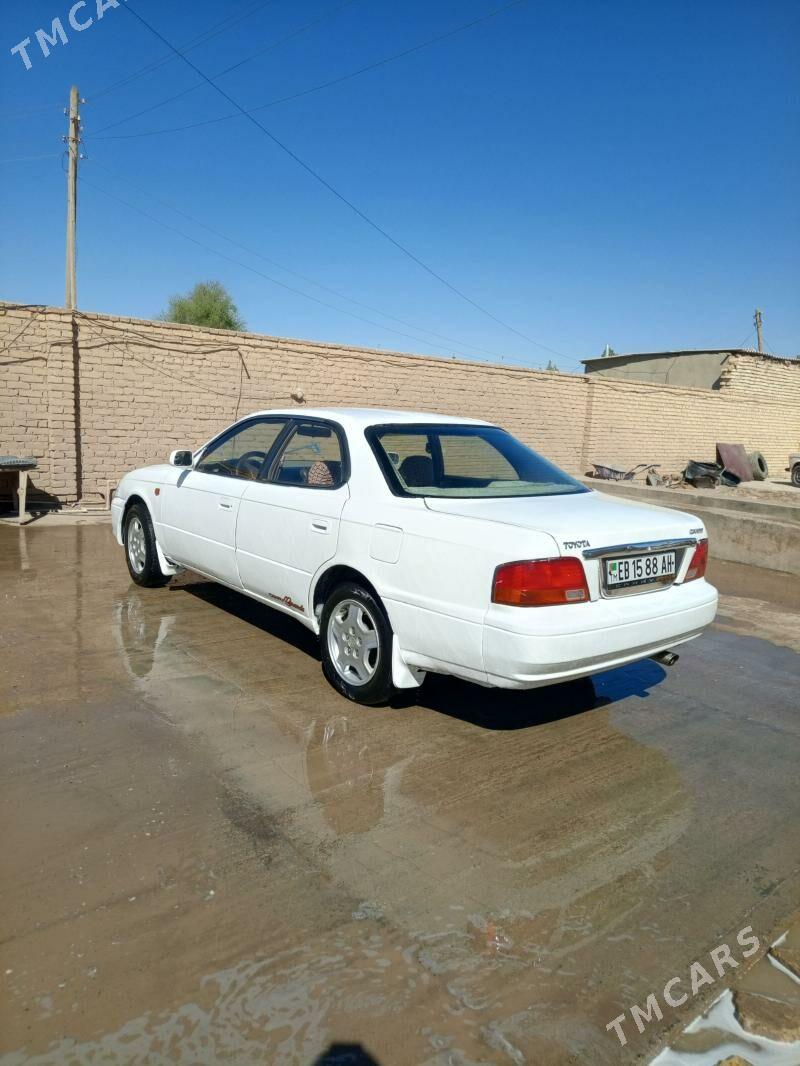 Toyota Vista 1994 - 45 000 TMT - Tejen - img 1