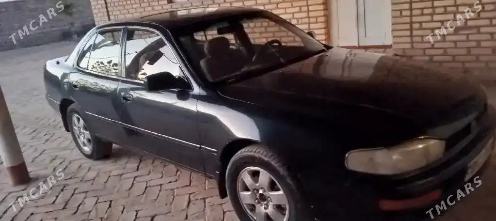 Toyota Camry 1994 - 110 000 TMT - Ýolöten - img 1