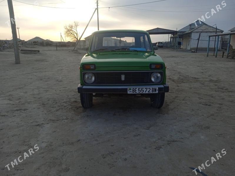 Lada Niva 1982 - 45 000 TMT - Эсенгулы - img 1