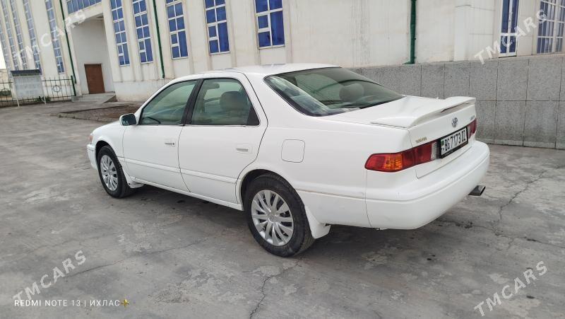 Toyota Camry 2000 - 130 000 TMT - Şabat etr. - img 1