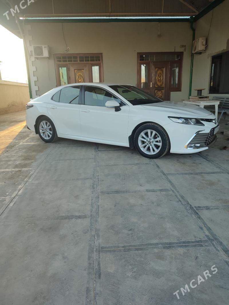 Toyota Camry 2021 - 235 000 TMT - Мары - img 1