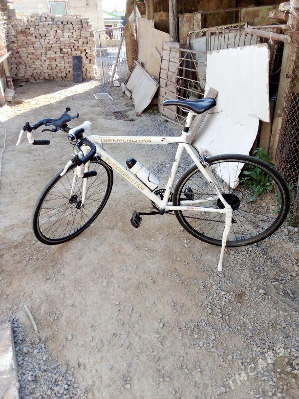 спартивни алюмины́ви - Ашхабад - img 1