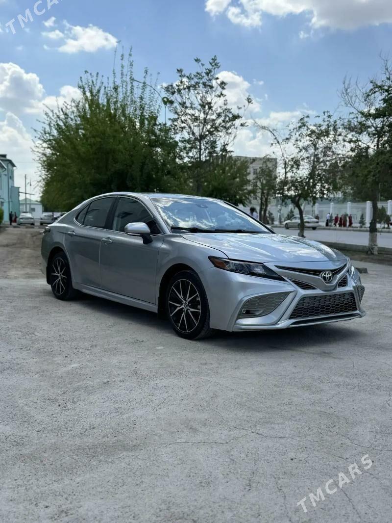 Toyota Camry 2023 - 330 000 TMT - Мары - img 1