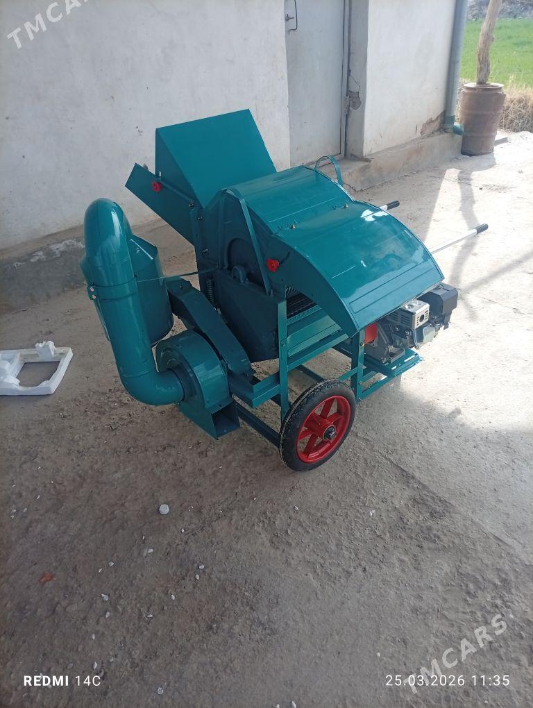 Mini kombaýyn . - Гурбансолтан Едже - img 1