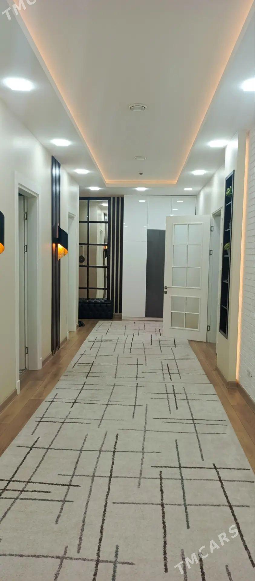 Eyesinden elitge 16 njy tapgyr - 16-njy tapgyr - img 1