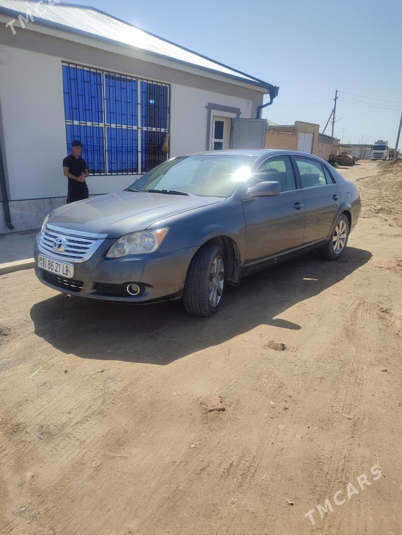 Toyota Avalon 2009 - 220 000 TMT - Фарап - img 1