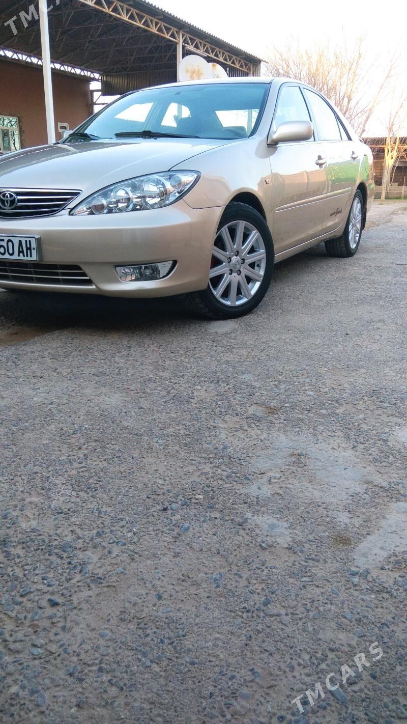 Toyota Camry 2005 - 169 000 TMT - Теджен - img 1