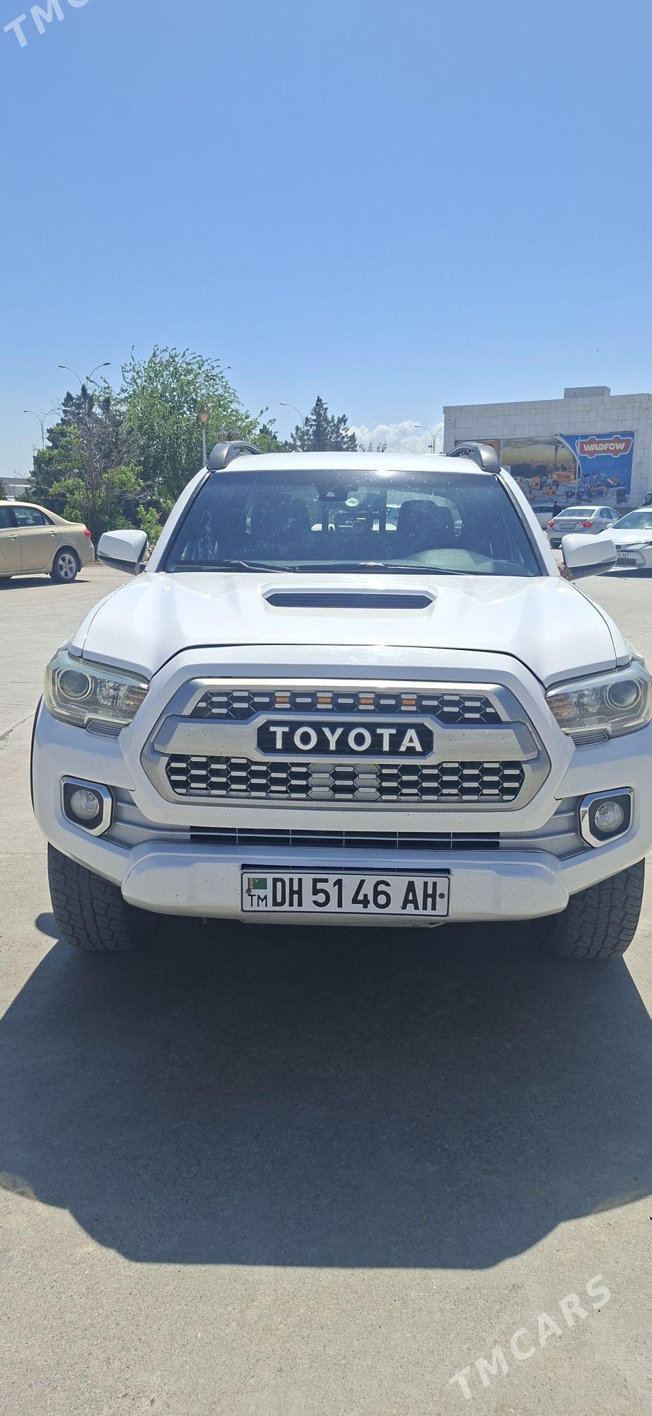 Toyota Tacoma 2017 - 440 000 TMT - Ak bugdaý etraby - img 1