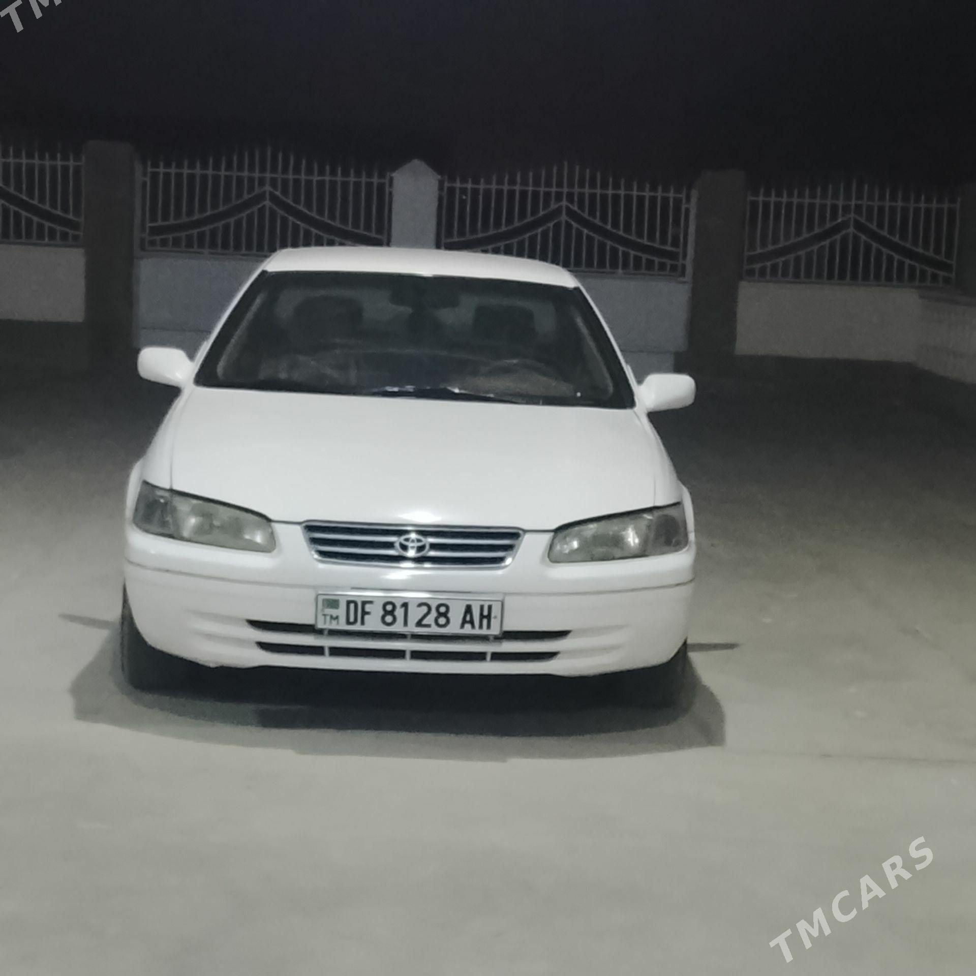 Toyota Camry 1999 - 125 000 TMT - Бахарден - img 1
