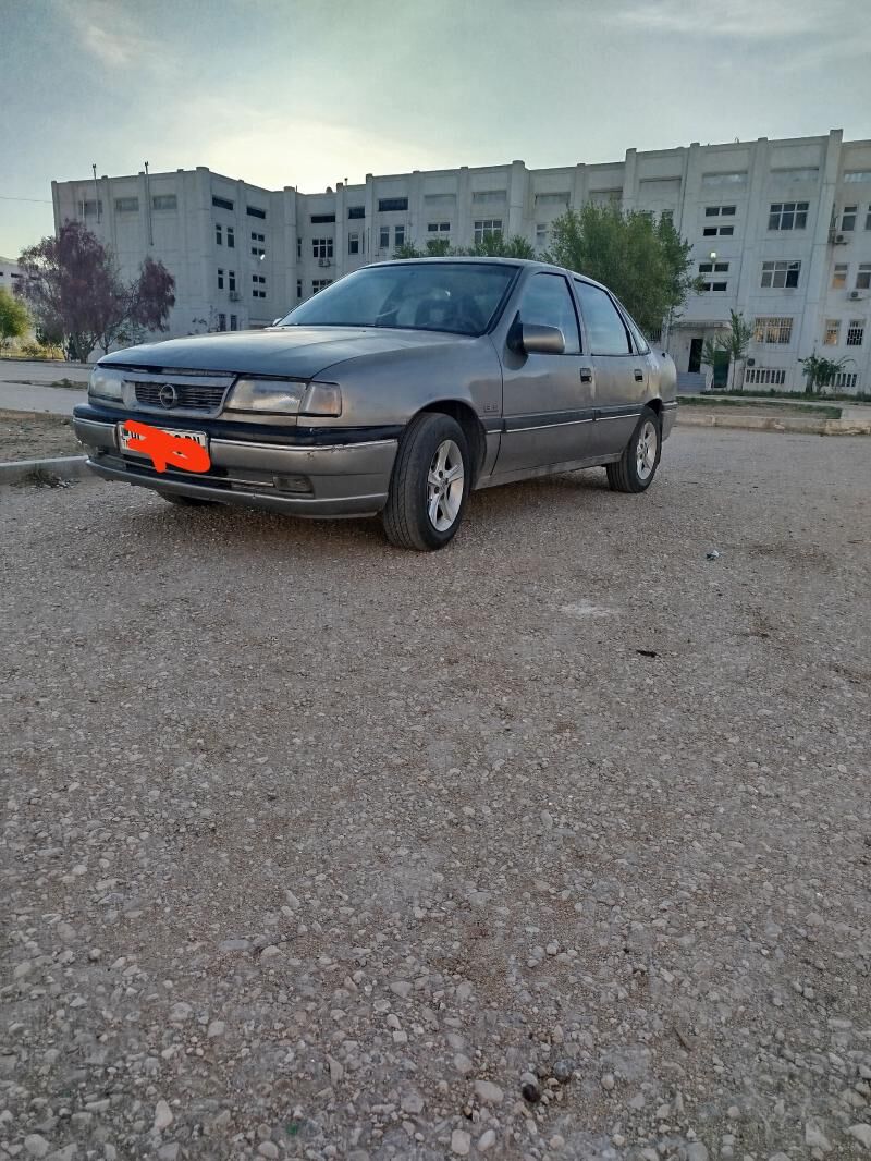 Opel Vectra 1988 - 40 000 TMT - Балканабат - img 1