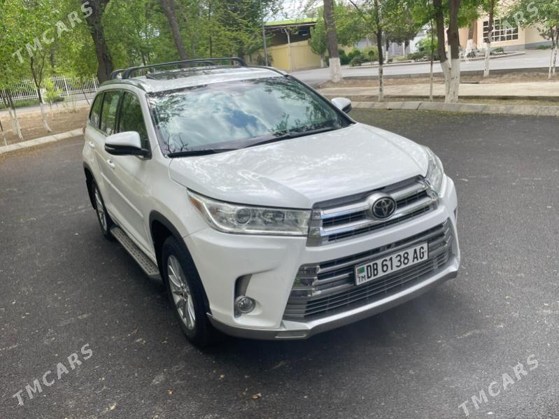 Toyota Highlander 2019 - 480 000 TMT - Aşgabat - img 1