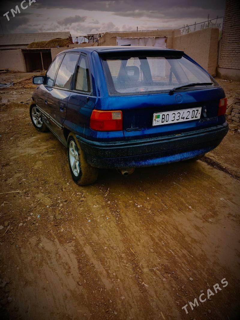 Opel Astra 1993 - 50 000 TMT - Дашогуз - img 1