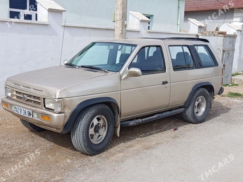 Nissan Pathfinder 1996 - 30 000 TMT - Балканабат - img 1