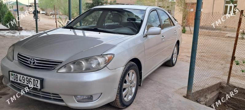 Toyota Camry 2005 - 186 000 TMT - Кёнеургенч - img 1