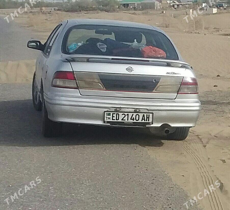 Nissan Maxima 1994 - 50 000 TMT - Бабадайхан - img 1