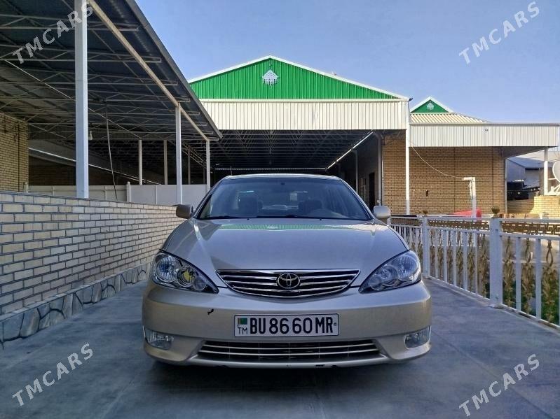 Toyota Camry 2003 - 170 000 TMT - Мары - img 1