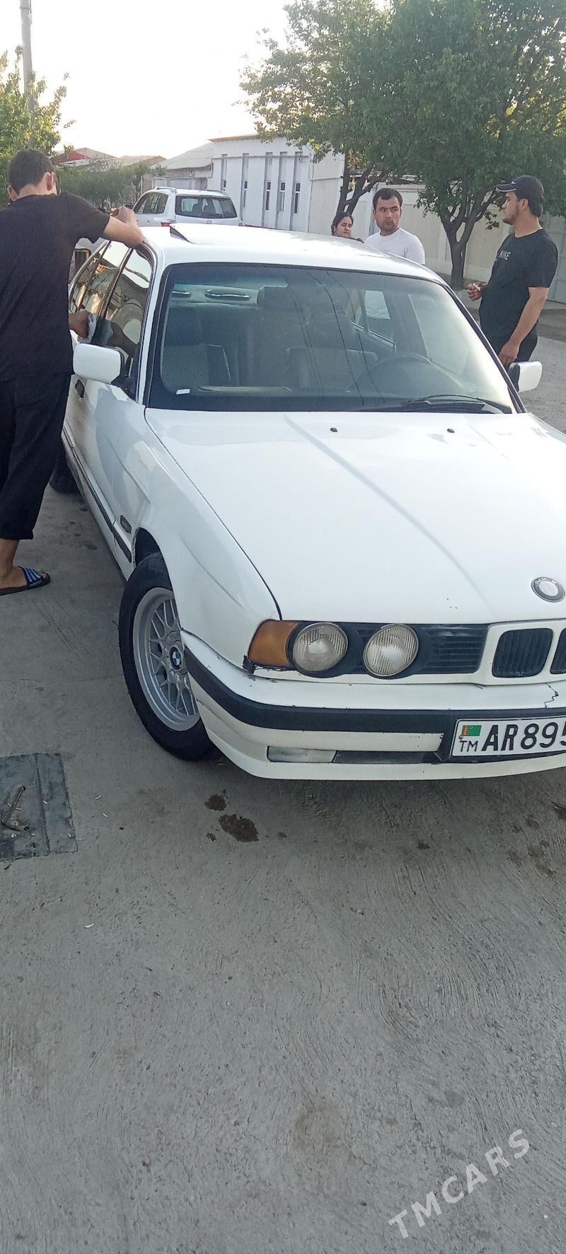 BMW E34 1993 - 55 000 TMT - Türkmenabat - img 1