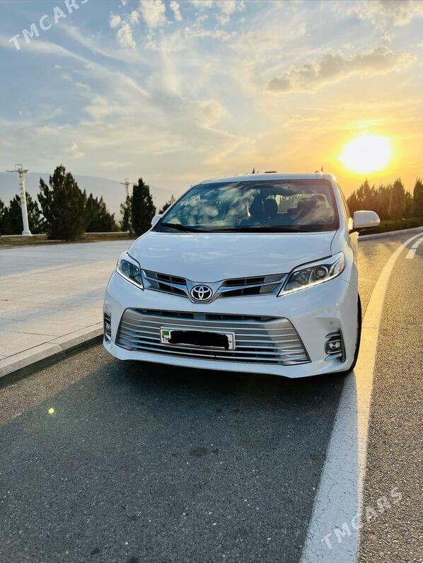 Toyota Sienna 2017 - 540 000 TMT - Aşgabat - img 1