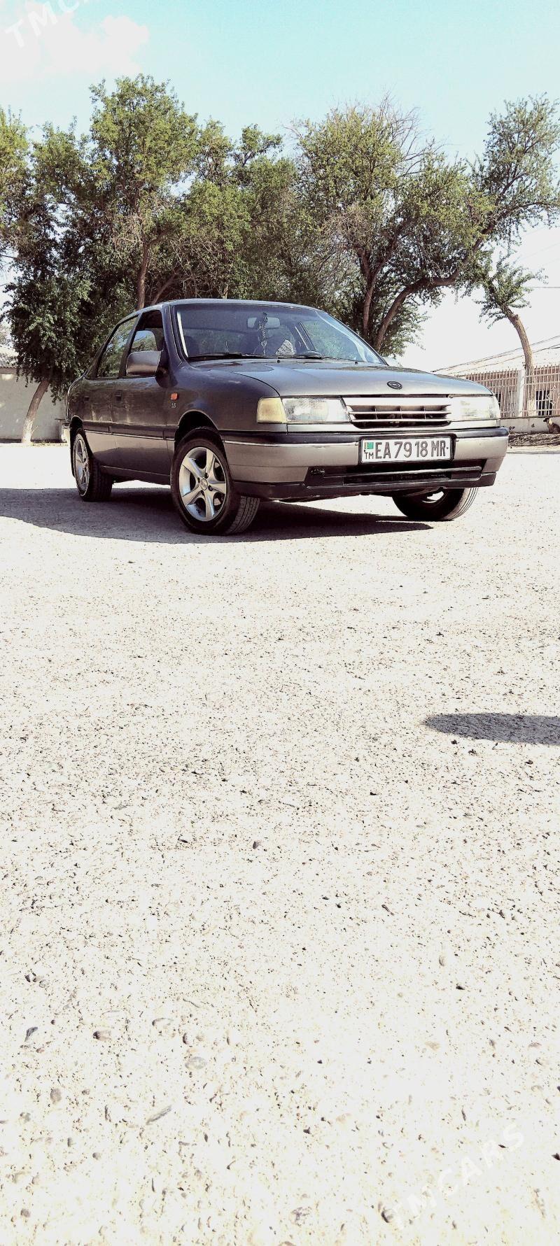 Opel Vectra 1989 - 57 000 TMT - Векильбазар - img 1