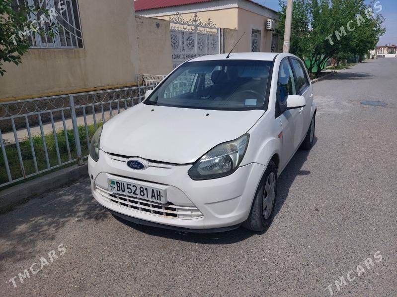 Ford Figo 2012 - 77 000 TMT - Бузмеин - img 1