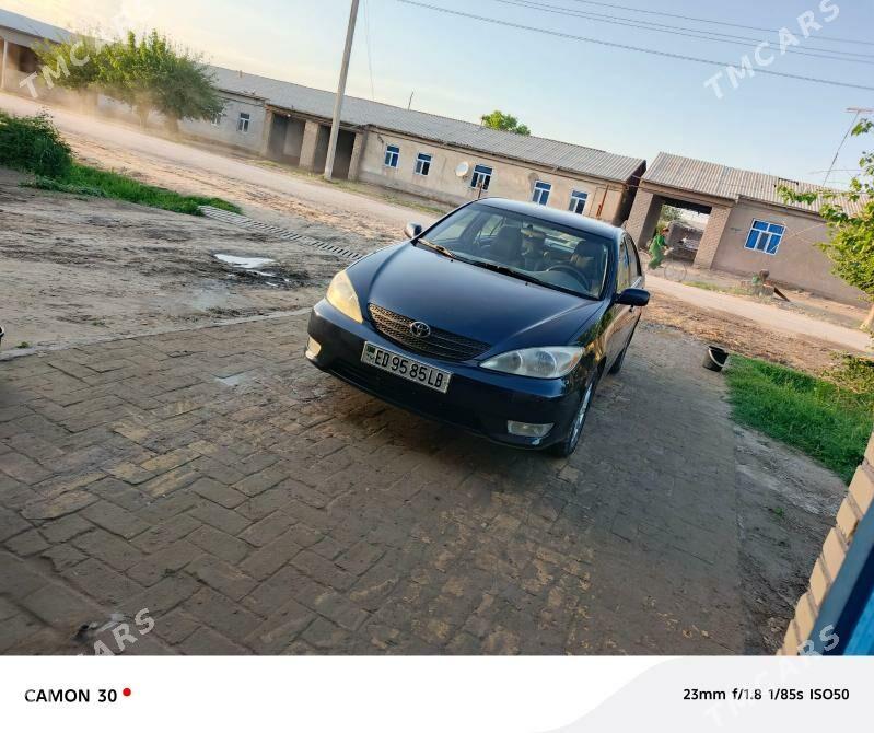 Toyota Camry 2004 - 186 000 TMT - Халач - img 1