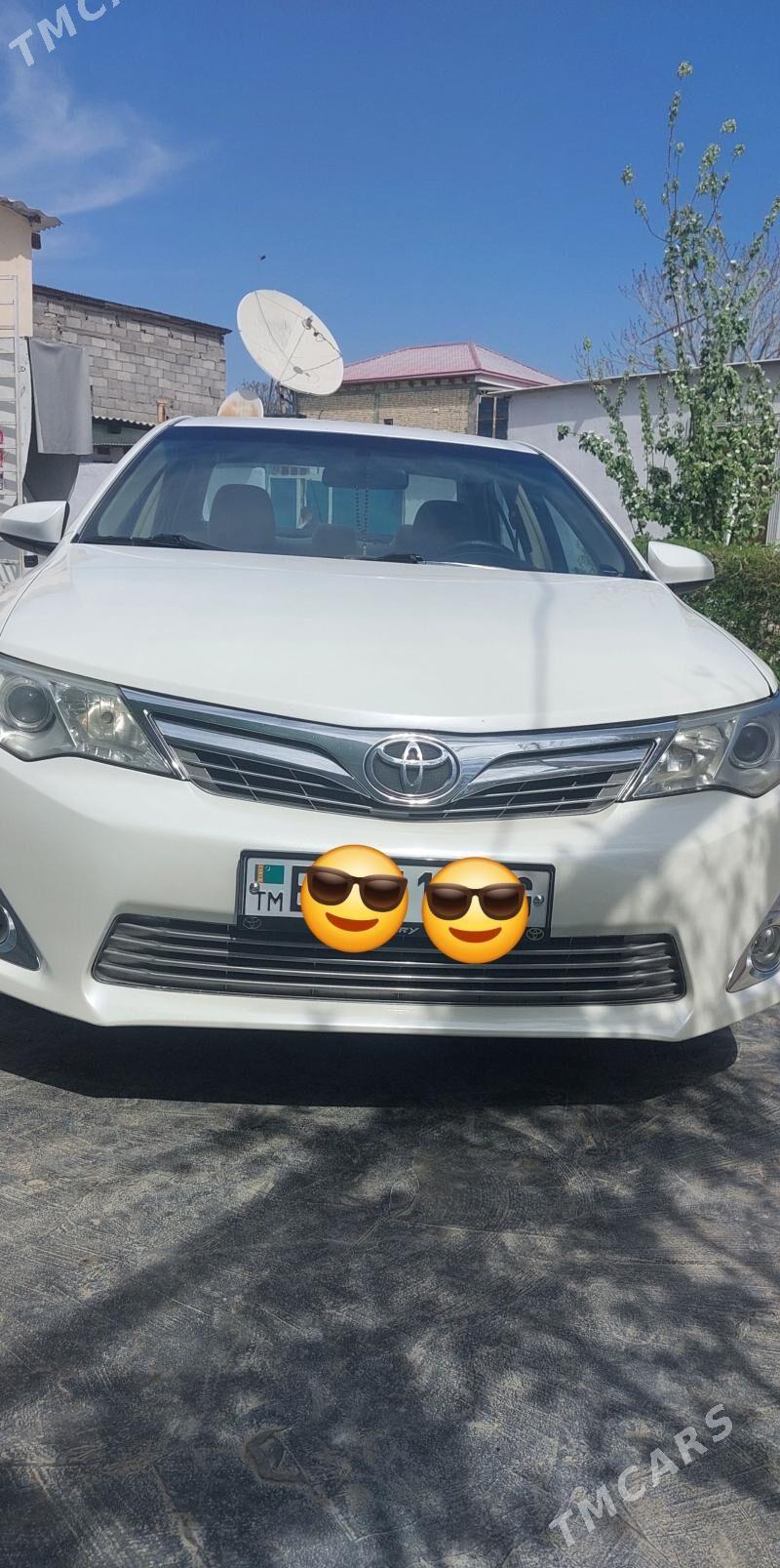 Toyota Camry 2013 - 250 000 TMT - Хитровка - img 1