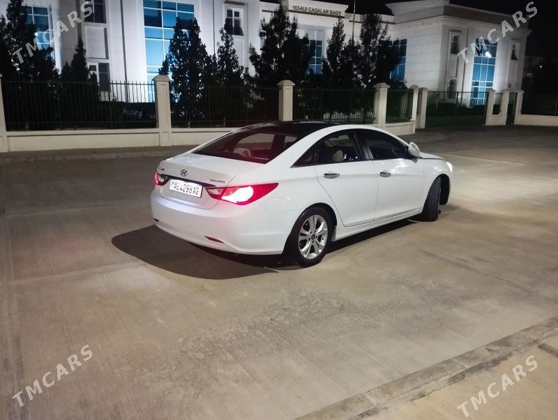 Hyundai Sonata 2011 - 179 000 TMT - Кëши - img 1