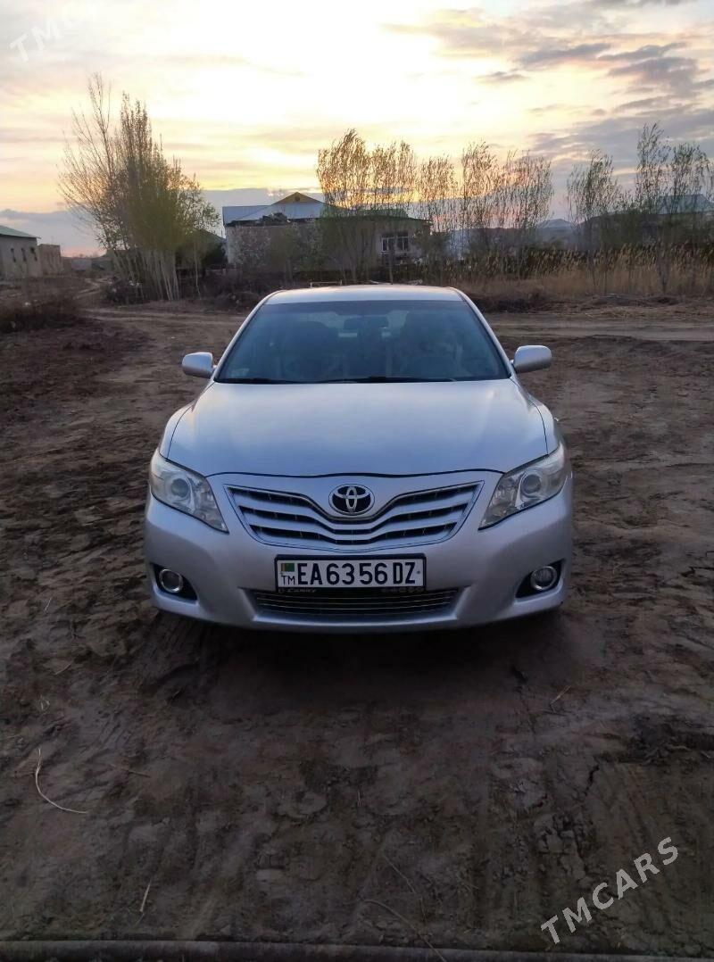 Toyota Camry 2009 - 200 000 TMT - Köneürgenç - img 1