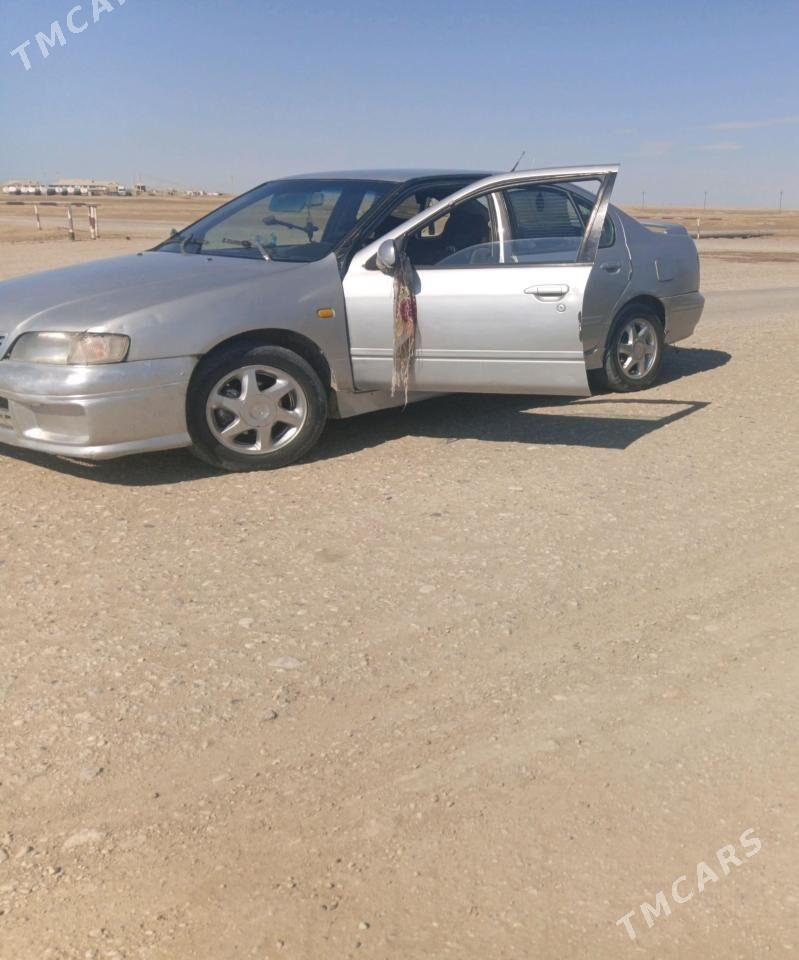 Nissan Primera 1995 - 22 000 TMT - Эсенгулы - img 1