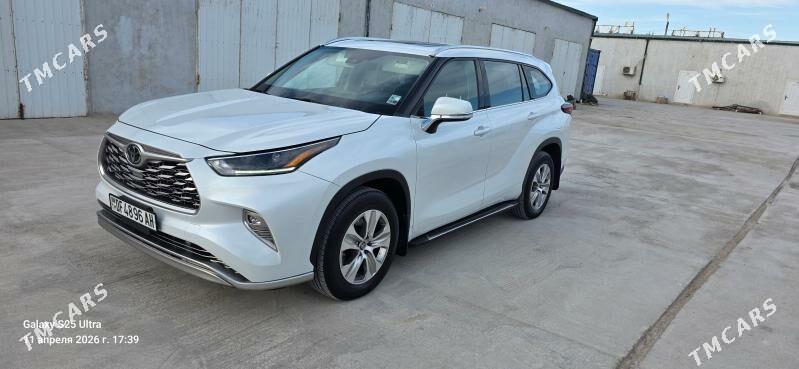 Toyota Highlander 2021 - 540 000 TMT - Теджен - img 1
