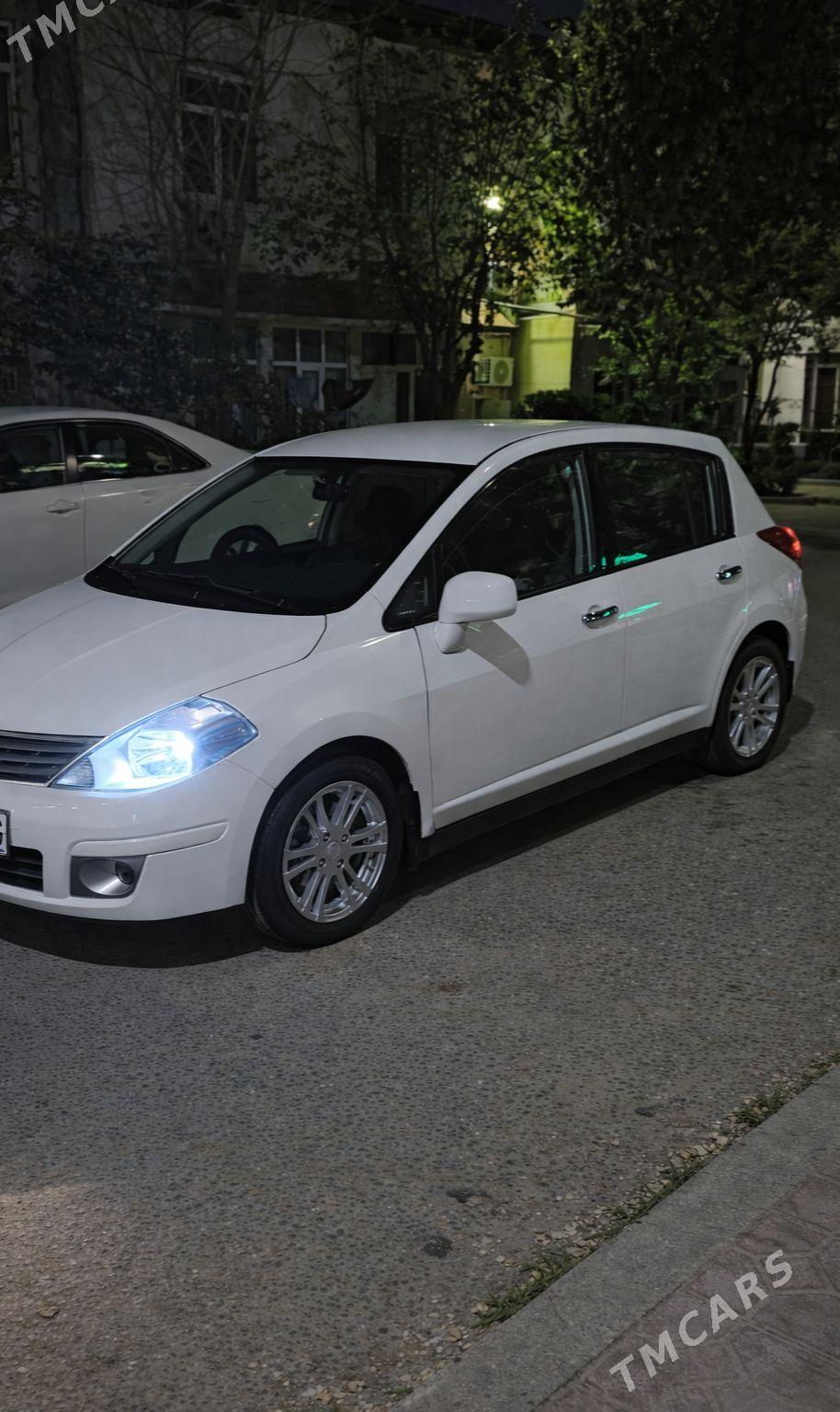 Nissan Versa 2009 - 137 000 TMT - 30 мкр - img 1