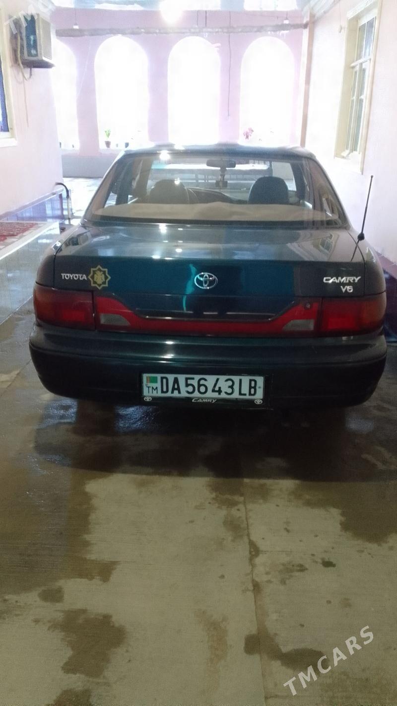 Toyota Camry 1994 - 102 000 TMT - Türkmenabat - img 1