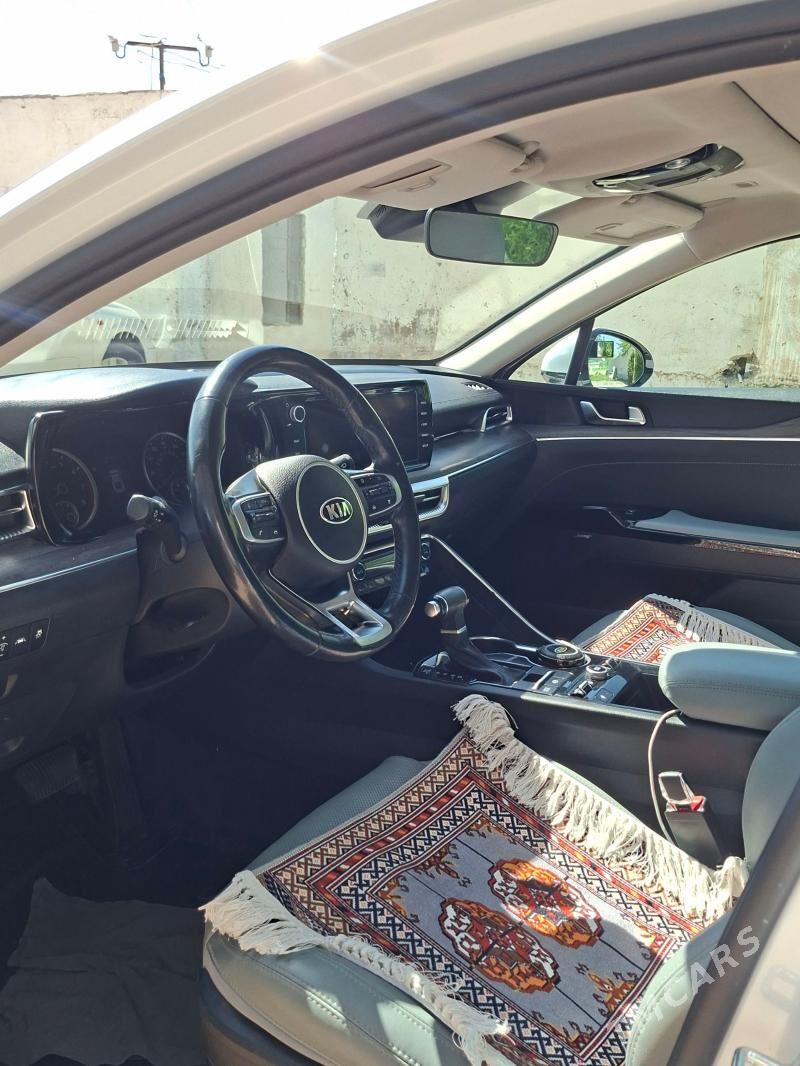 Kia K5 2021 - 300 000 TMT - Bekrewe - img 1