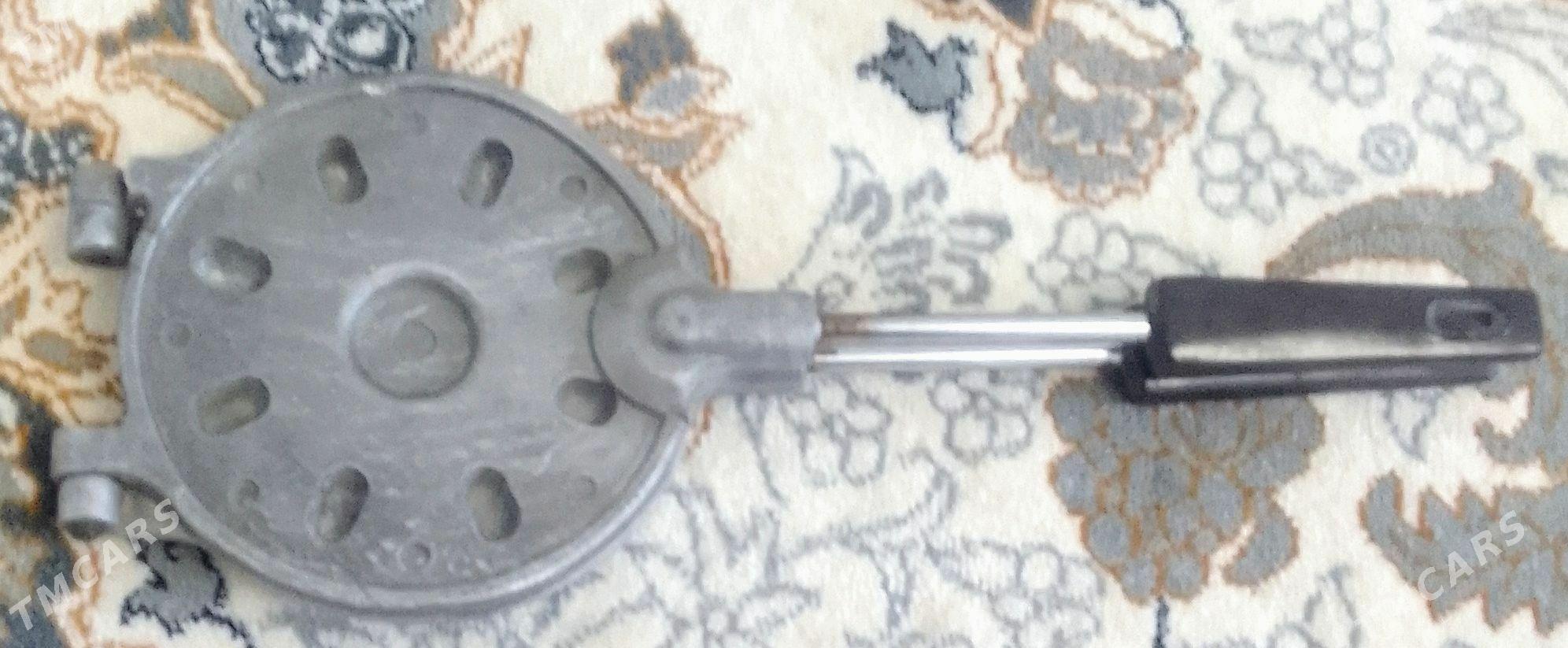 pceniya bisirilyan - Balkanabat - img 1