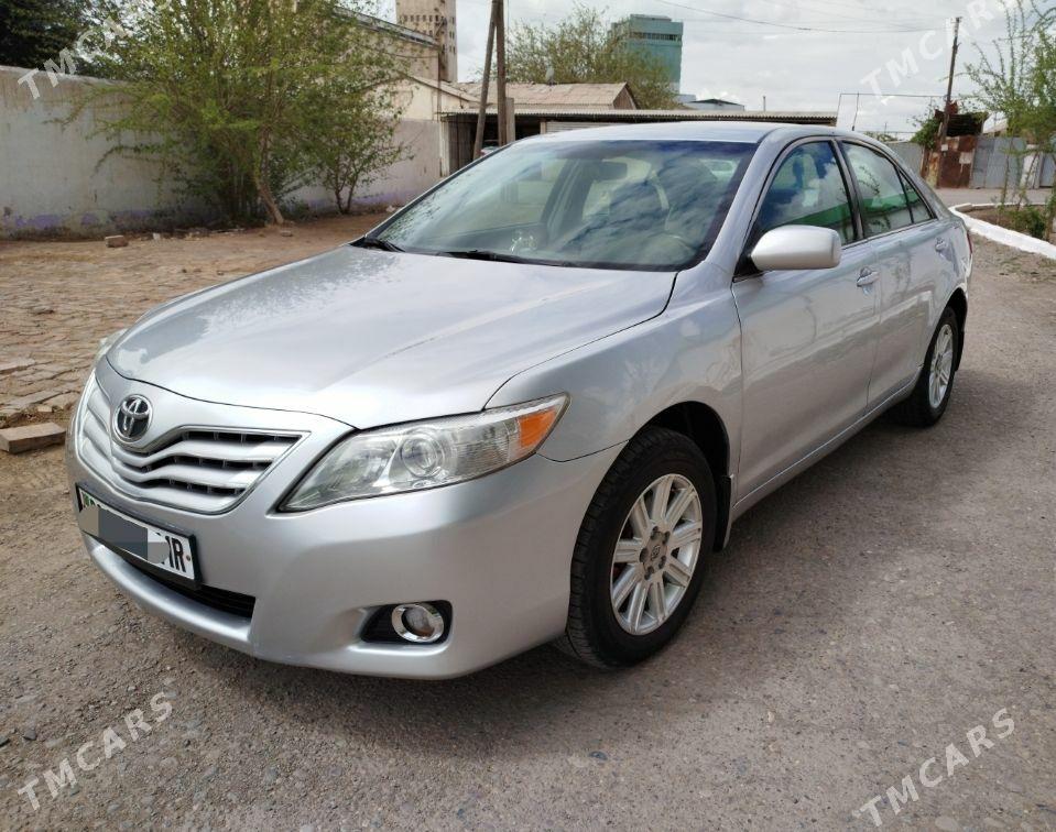 Toyota Camry 2010 - 170 000 TMT - Мары - img 1