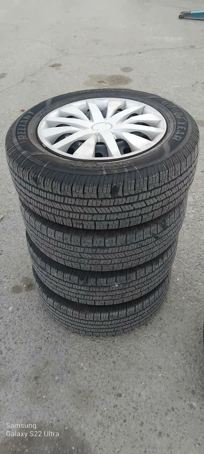 15lık hundaı gara dısga 3 500 TMT - Bedew - img 1