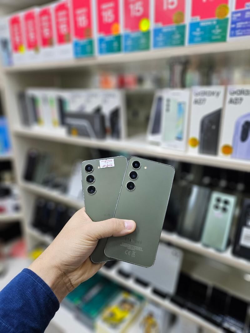 s23 8/128 - Торговый центр "15 лет Независимости" - img 1