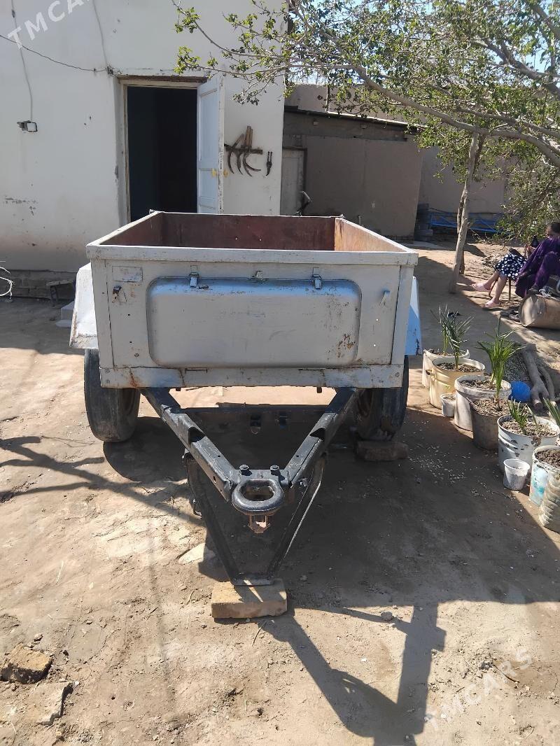 прицеп 69 - Şabat etr. - img 1