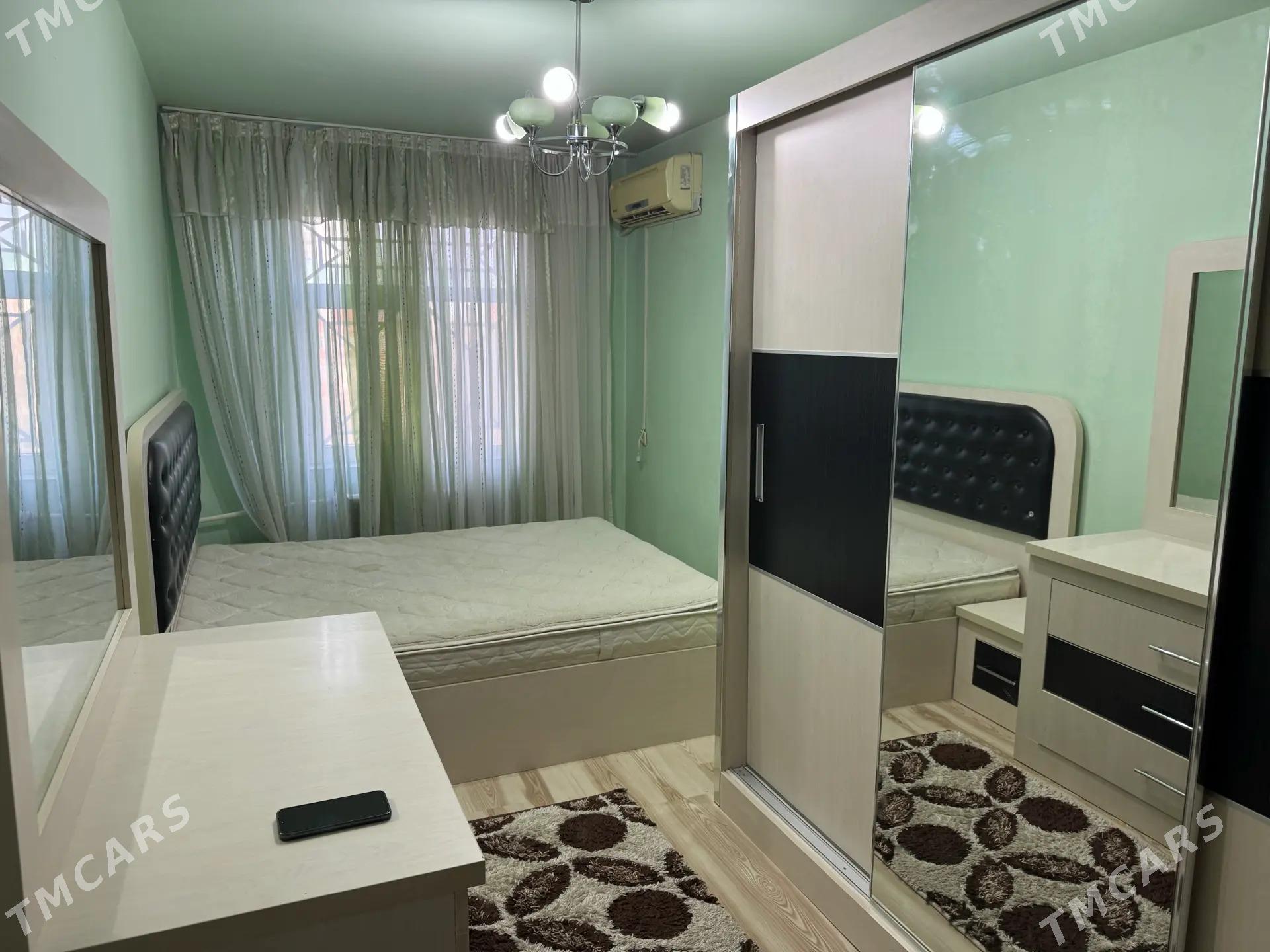 arenda jay - Mary - img 1