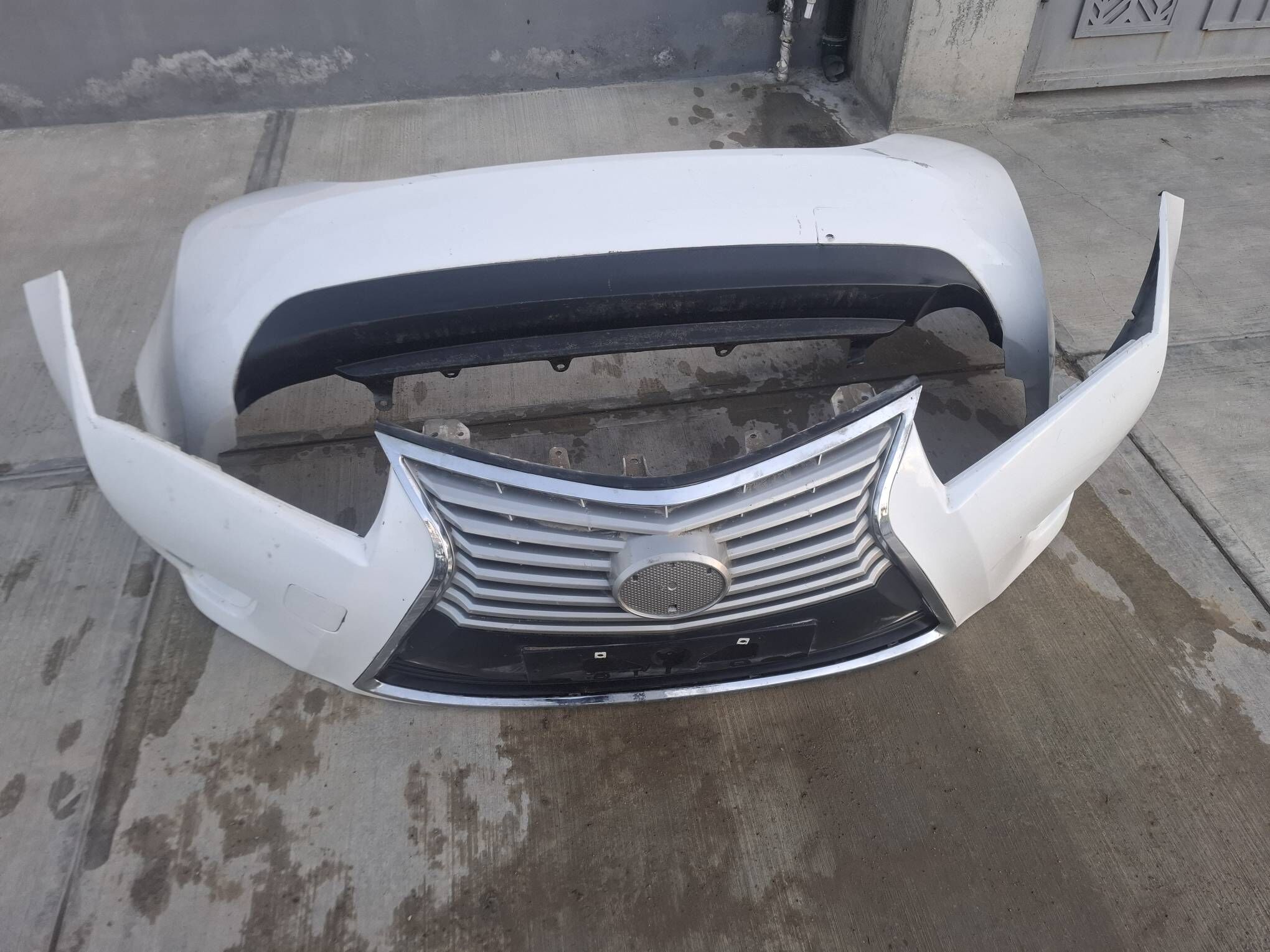 Carollo bamper 1 000 TMT - Ашхабад - img 1