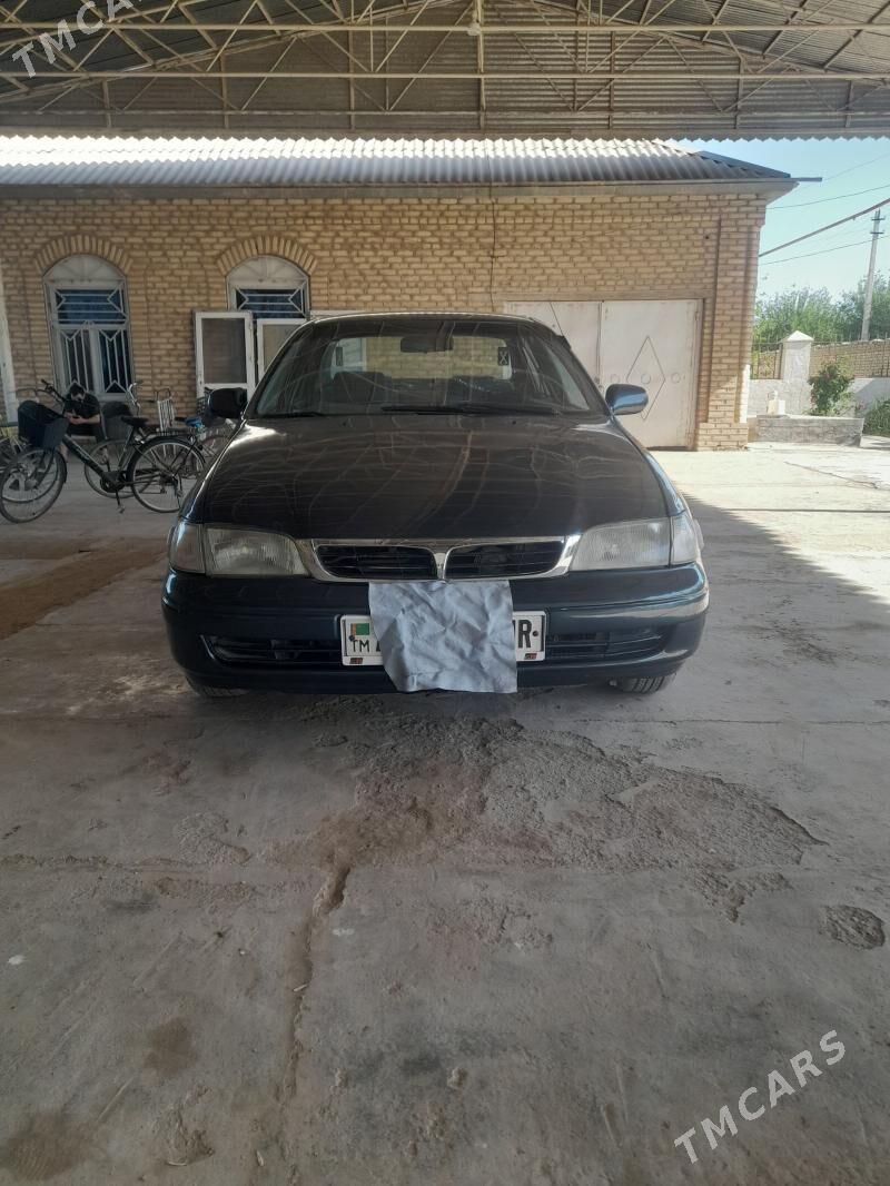 Toyota Carina 1994 - 80 000 TMT - Мары - img 1